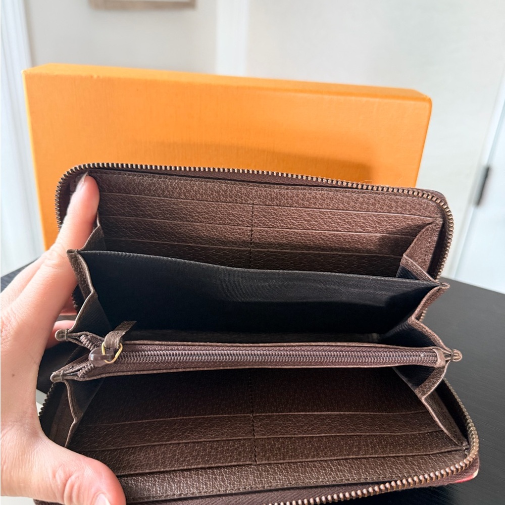 LE Gucci Multicolor Wallet Embroidered UFO Tiger - Picture 8 of 11